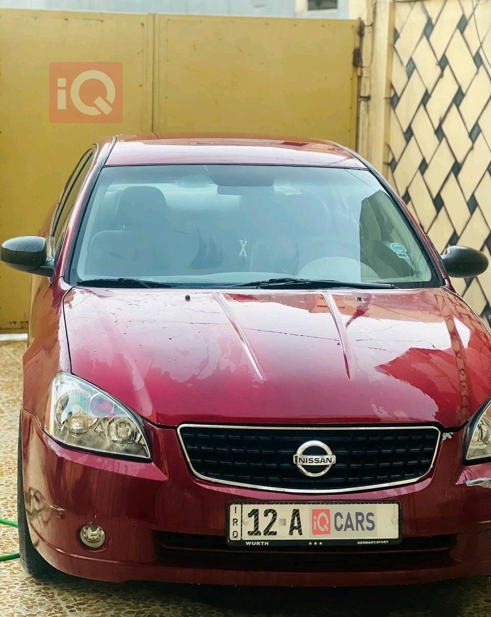 نيسان ألتيما